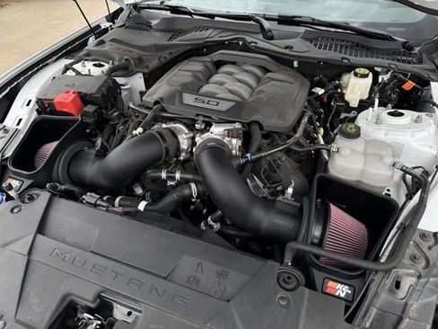 Used 2025 Ford Mustang GT Premium RWD image 34
