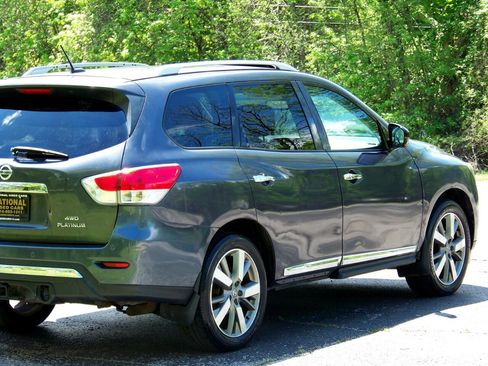 Used 2013 Nissan Pathfinder Platinum w/ Platinum Premium Pkg AWD/4WD image 13