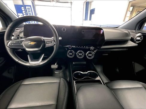 Used 2024 Chevrolet Blazer EV LT AWD/4WD image 21