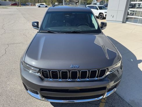 Used 2021 Jeep Grand Cherokee L Limited AWD/4WD image 11