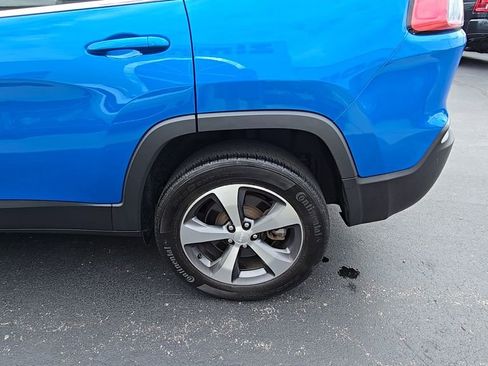 Certified 2022 Jeep Cherokee Limited image 12