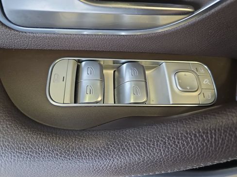 Used 2020 Mercedes-Benz GLE 350 image 32