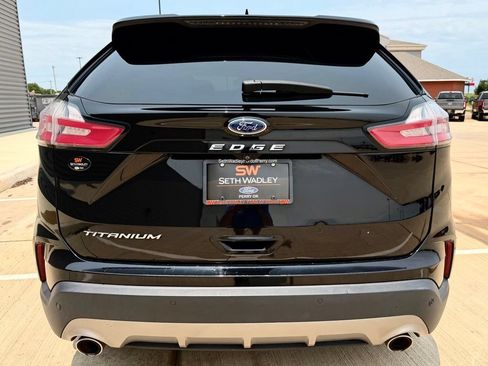 Used 2021 Ford Edge Titanium w/ Cargo Accessory Package FWD image 5