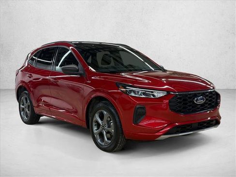 Used 2023 Ford Escape ST-Line w/ Tech Pack #1 image 3