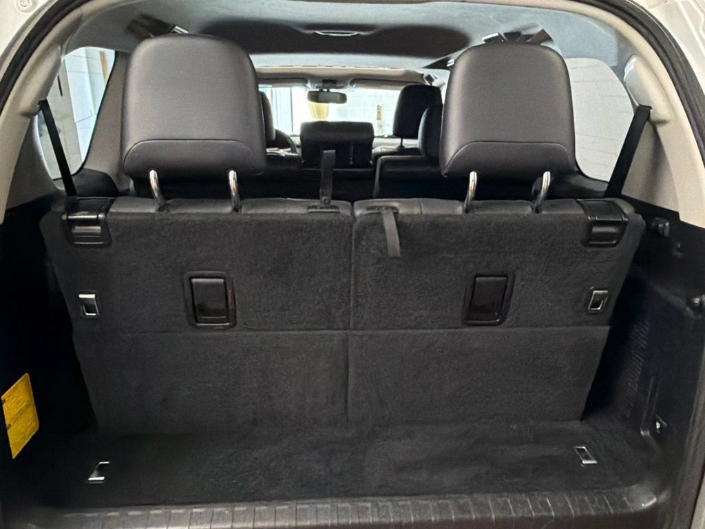 Used 2015 Lexus GX 460 w/ Comfort Package AWD/4WD image 12