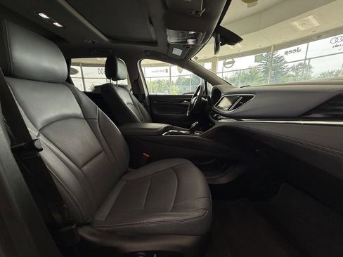 Used 2021 Buick Enclave Essence w/ LPO, Touring Package image 36