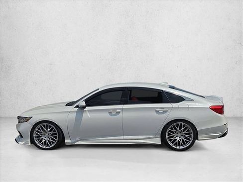 Used 2018 Honda Accord LX image 8