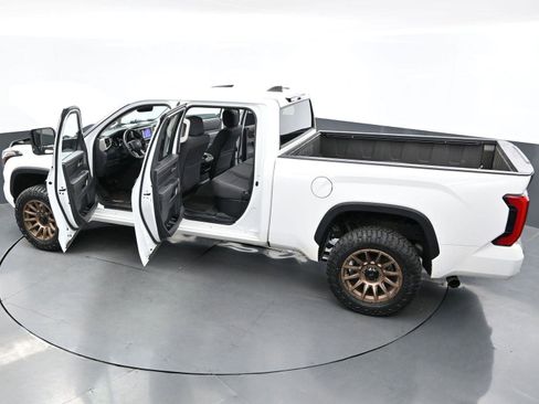 Used 2022 Toyota Tundra SR5 image 40