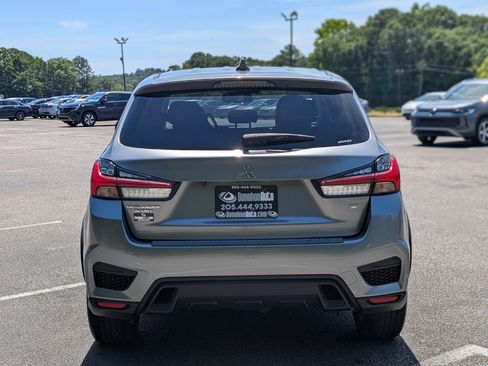 Used 2023 Mitsubishi Outlander Sport SE AWD/4WD image 8