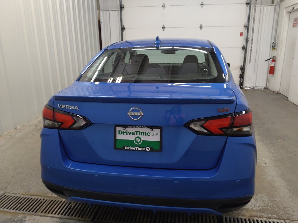 Used 2024 Nissan Versa SR FWD image 7