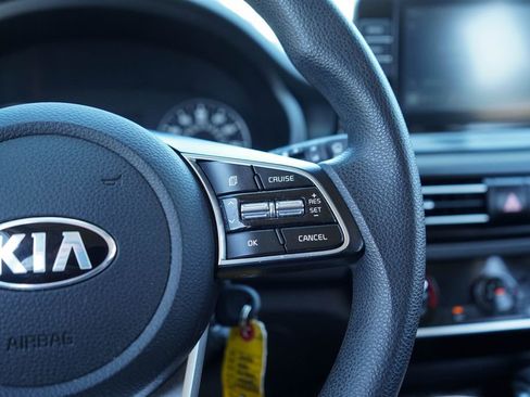 Used 2021 Kia Seltos LX AWD/4WD image 31