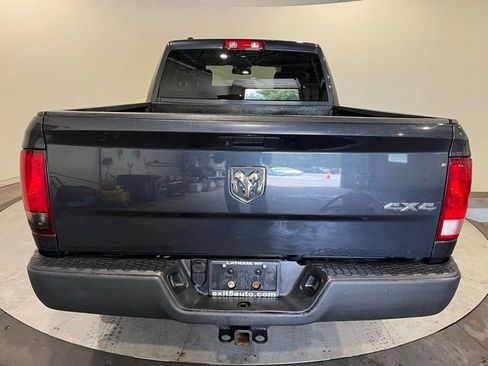 Used 2019 RAM 1500 Express AWD/4WD image 10