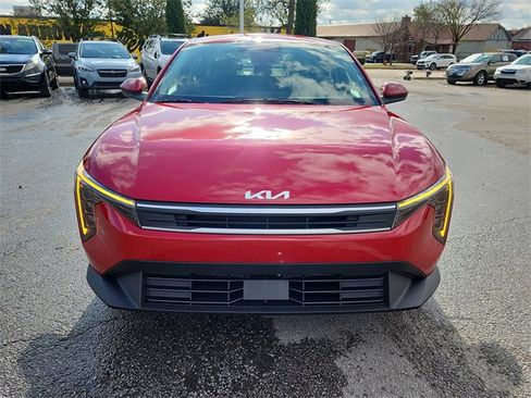 New 2025 Kia K4 LXS image 8