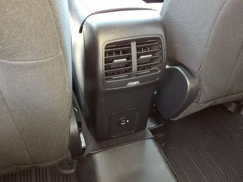 Used 2020 Ford Escape SE AWD/4WD image 11