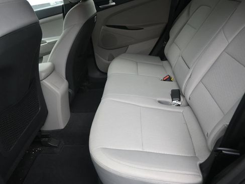 Used 2021 Hyundai Tucson SE FWD image 14
