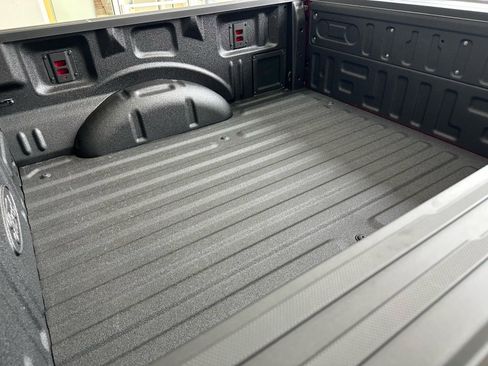 New 2026 Ford F150 Lariat image 14