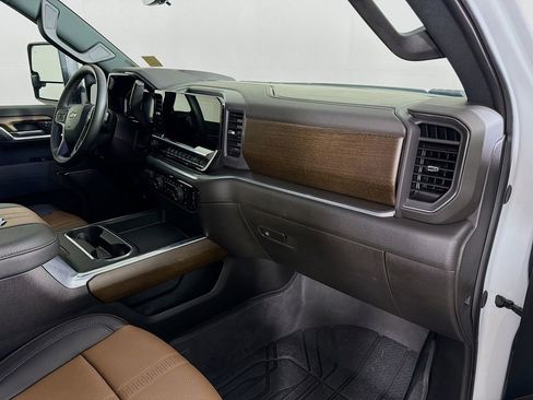 Used 2026 Chevrolet Silverado 3500 High Country w/ Technology Package image 27