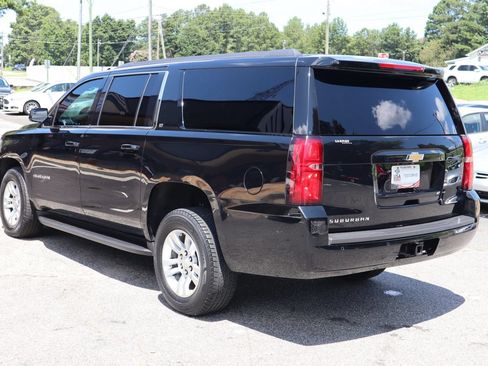 Used 2020 Chevrolet Suburban LT AWD/4WD image 4