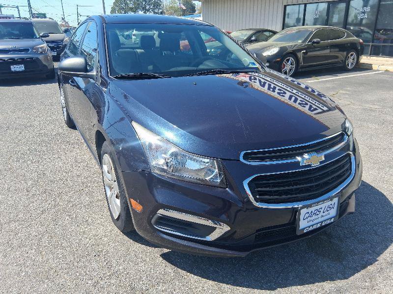 Used 2016 Chevrolet Cruze LS FWD image 3