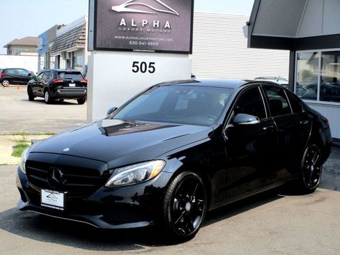 Used 2017 Mercedes-Benz C 300 4MATIC Sedan image 5