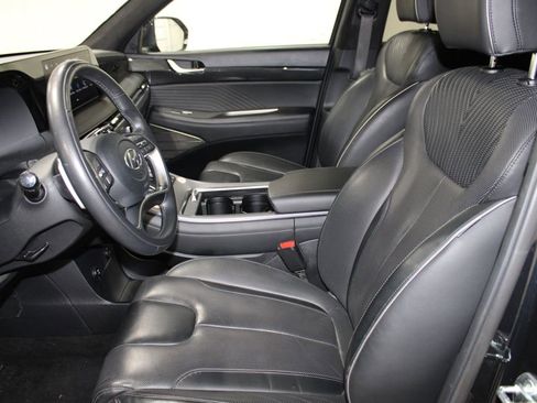Used 2024 Hyundai Palisade Calligraphy image 13