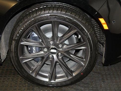 Used 2025 Cadillac CT5 V w/ Technology Package image 48