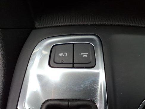 Used 2020 Chevrolet Equinox LT image 25