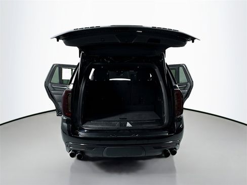 Used 2021 GMC Yukon Denali image 32