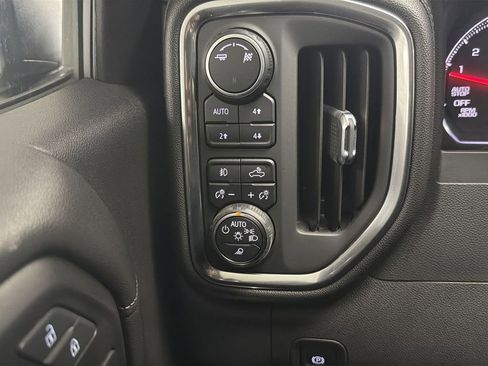 Used 2019 Chevrolet Silverado 1500 LTZ image 46