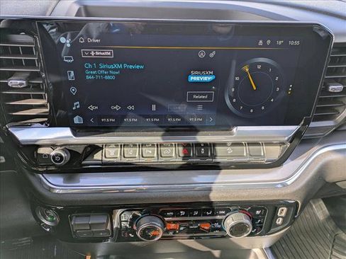 Used 2024 Chevrolet Silverado 2500 High Country w/ High Country Premium Package image 12