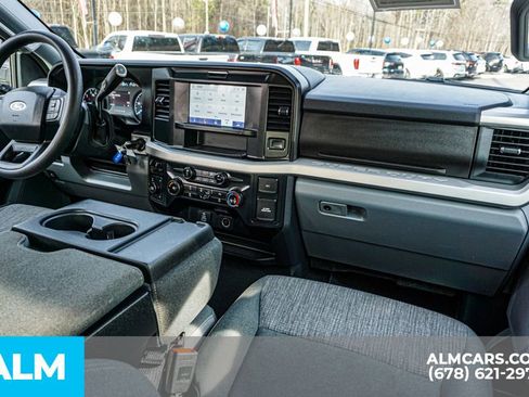 Used 2025 Ford F250 XLT image 23