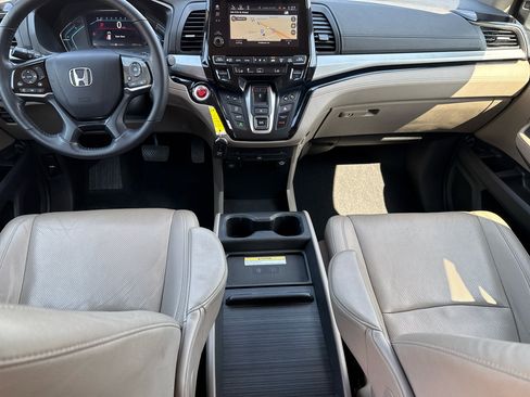 Used 2018 Honda Odyssey Elite image 43