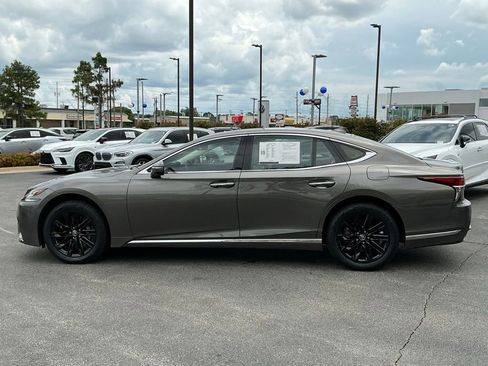 Used 2018 Lexus LS 500 w/ Interior Upgrade Package RWD image 6