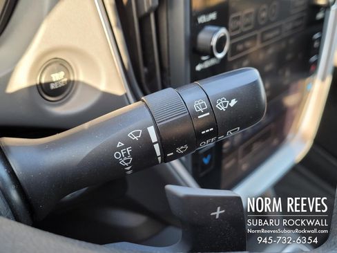 Used 2024 Subaru Crosstrek 2.0i Premium image 31