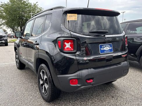 Used 2022 Jeep Renegade Trailhawk AWD/4WD image 5
