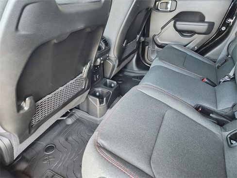 New 2025 Jeep Gladiator Rubicon image 23