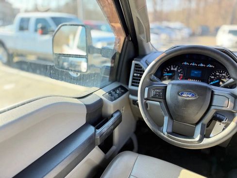 Used 2017 Ford F250 XL w/ Power Equipment Group image 20