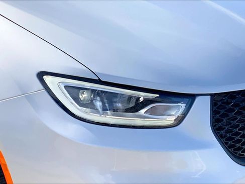 New 2026 Chrysler Pacifica Select image 13