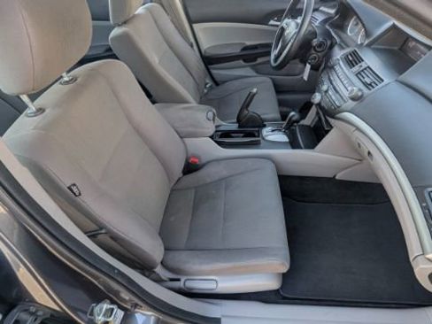Used 2012 Honda Accord LX image 17