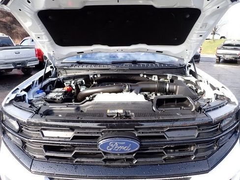 Certified 2025 Ford Expedition Active AWD/4WD image 15