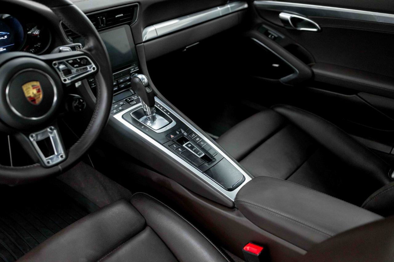 Used 2018 Porsche 911 Carrera S RWD image 48