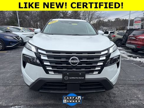 Certified 2026 Nissan Rogue SV image 2