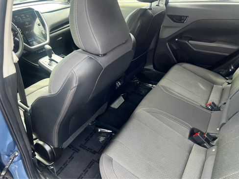 Used 2024 Subaru Crosstrek 2.0i Premium AWD/4WD image 26