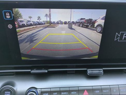 Used 2024 Hyundai Kona SEL FWD image 21