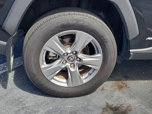 Certified 2024 Toyota RAV4 LE image 9