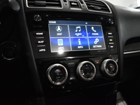 Used 2018 Subaru Forester 2.5i Touring w/ Popular Package #3B image 21