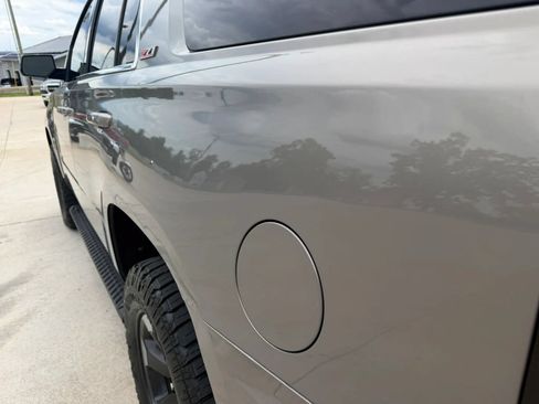 Used 2018 Chevrolet Tahoe LT AWD/4WD image 73