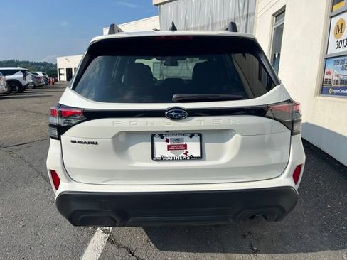 Used 2026 Subaru Forester Premium AWD/4WD image 4