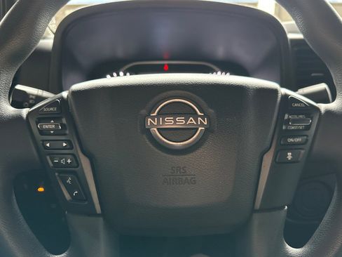 Used 2023 Nissan Frontier SV w/ Midnight Edition Package image 29