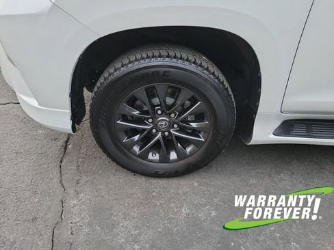 Used 2023 Lexus GX 460 Premium image 19